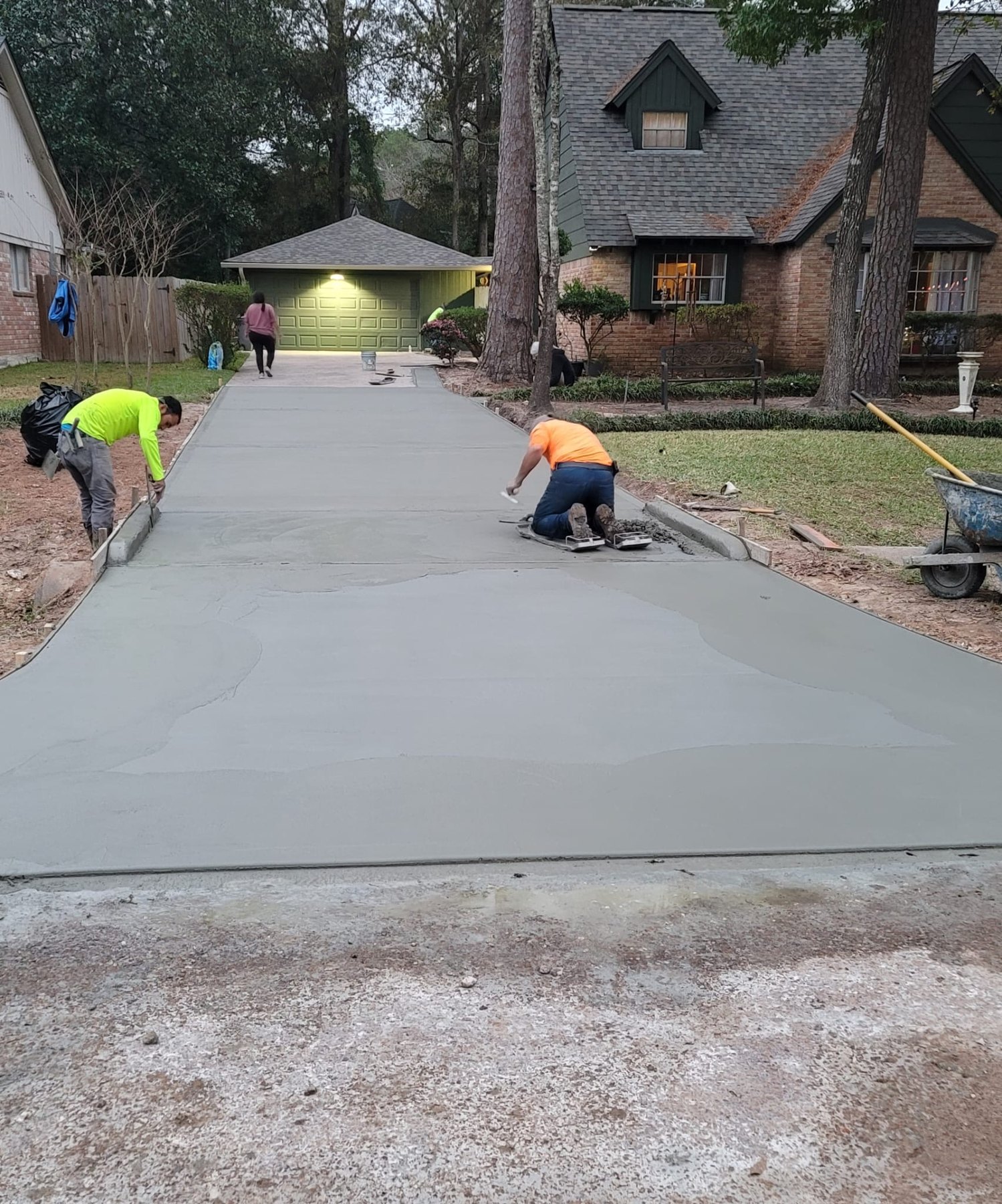 Driveway finishing in progress